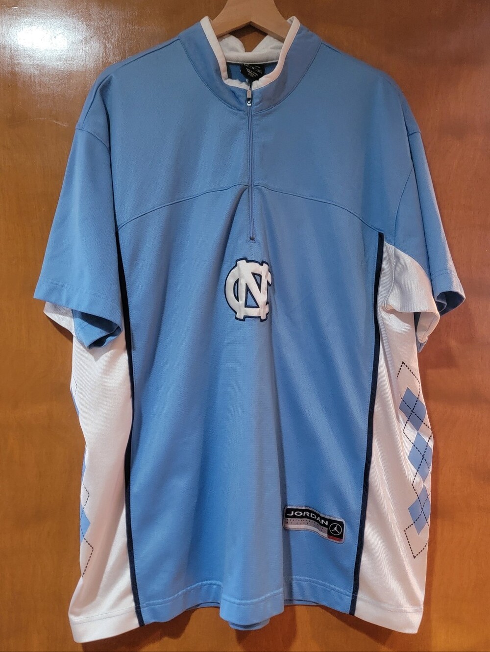Michael Jordan - North Carolina Mens XL Shirt